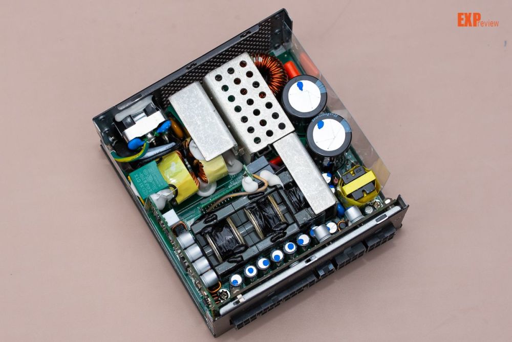 银欣sx1000电源评测当前体积最小的千瓦级sfxl电源