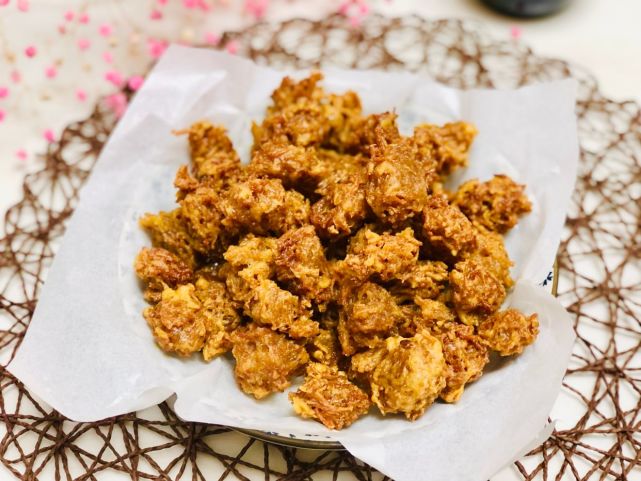 炸丸子别总加蔬菜和肉,教你河南特色"猫头丸",一口一个嘎嘣脆