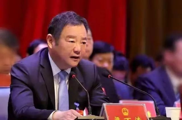 梁万涛曾任夏邑县委书记任商丘市人大常委会副主任