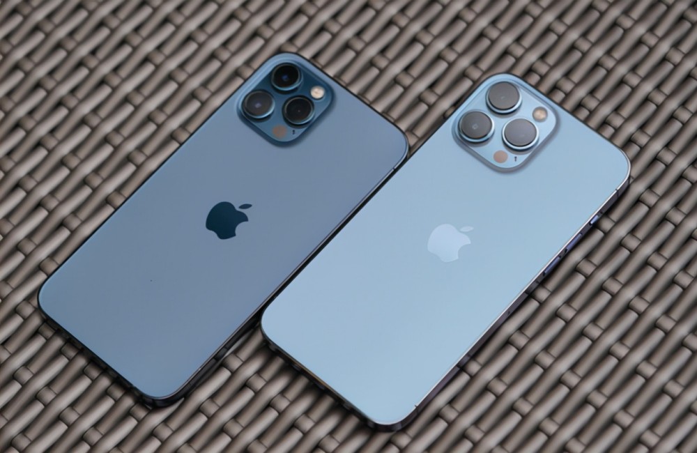 成交价55万！全球独一份的iPhone有啥特殊？有钱人的世界我不懂插图