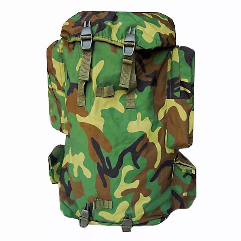 同时,91式背囊还分为寒区背囊和普通背囊两种,一般情况下,寒区背囊的