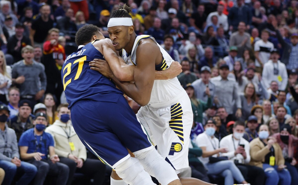 大莫里斯 NBA放开打？4天两次球场冲突，联盟判罚矫枉过正催生激情碰撞？