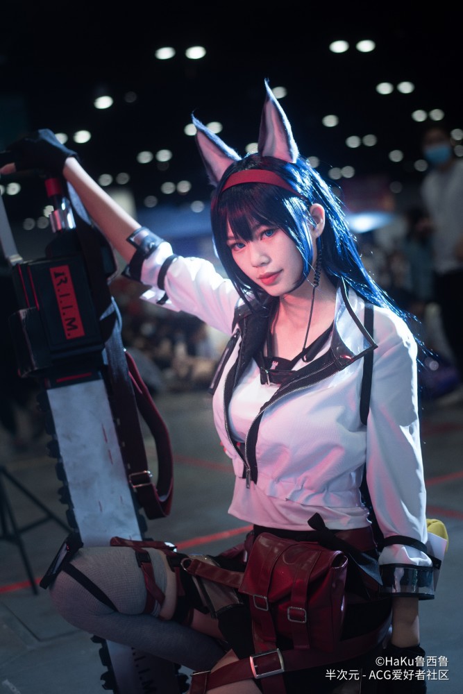 明日方舟煌月邪夏典cos场照