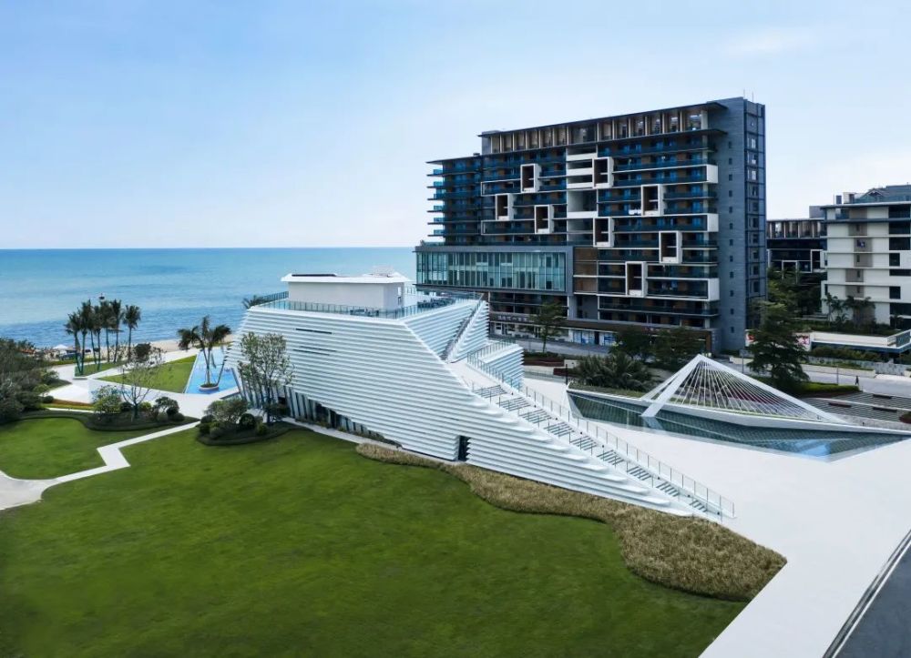 一个纯粹洁净多层次的公共空间设计汕尾保利金町湾游客中心