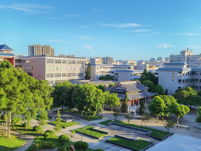 百年老校新活力97从化中学育人为本办好家门口的优质学校