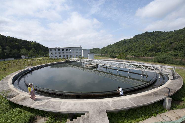 生產汙水包括工業汙水,農業汙水以及汙水等,而生活汙水就是日常生活