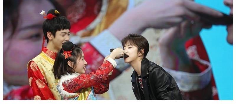 芒果台叫停快本有何用意李成儒心直口快揭老底何炅再次背锅