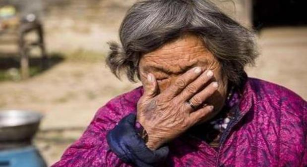 70后"啃老族"已无老可啃,晚年生活悲凉,家长们要心中有数