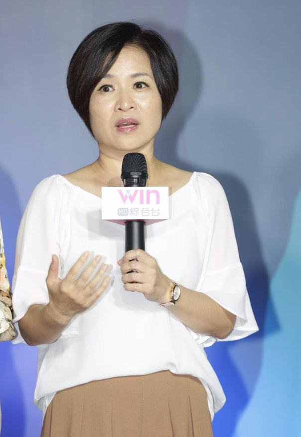 主持人杨月娥叫屈大女儿患血癌后小女儿又出车祸求助却被骂惨