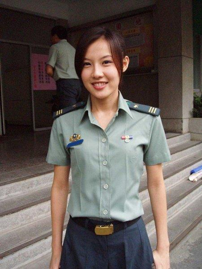 台军女军服女兵图片