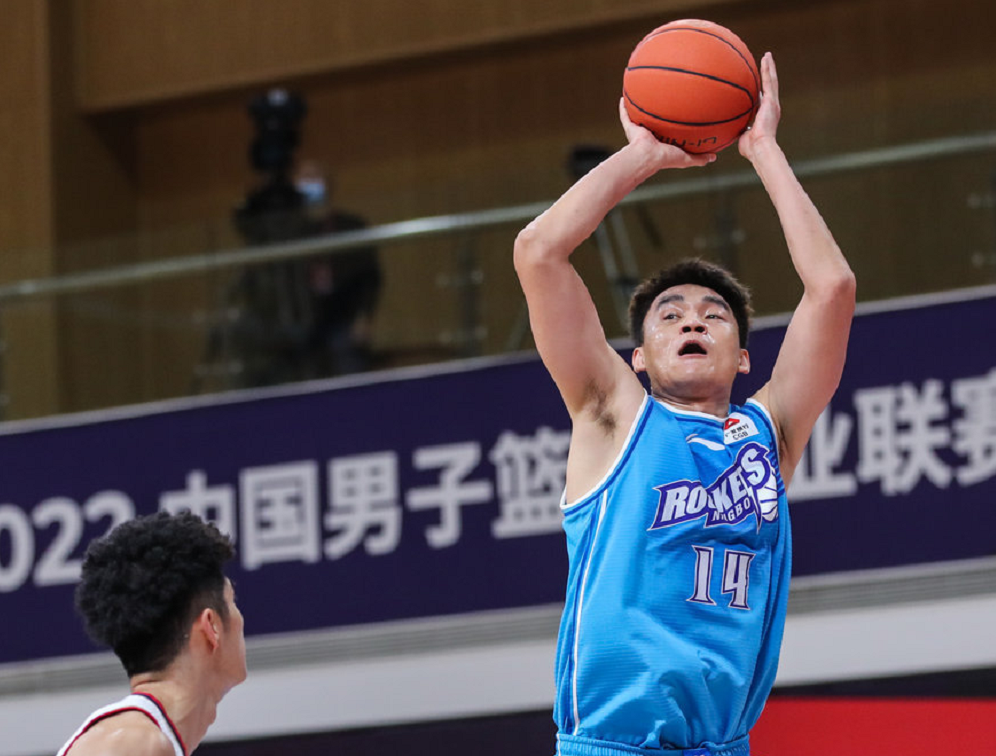 宁波cba首胜16分大胜同曦结束12连败张彪25分特罗特三双