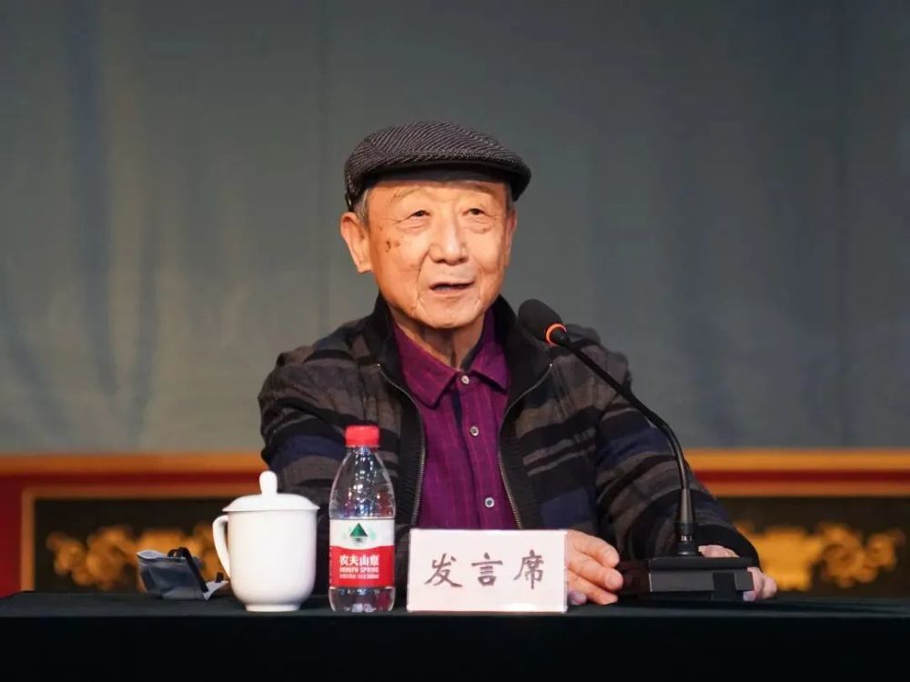 艺术家杨少春高度赞扬此次创排新编京剧《大刀王五》是"于应当之时,行