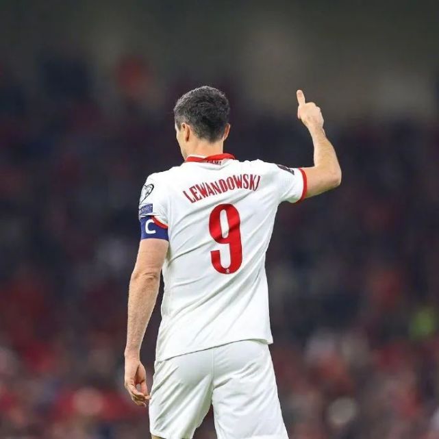 莱万所在的波兰国家队客场挑战安道尔,最终以4-1的大比分战胜对手