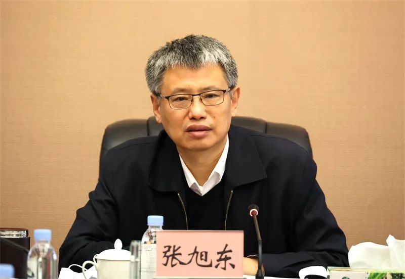 集团公司党委委员张冠武,赵宏宇,马椿平,张晓波,王林田,王齐丰,姜凯志