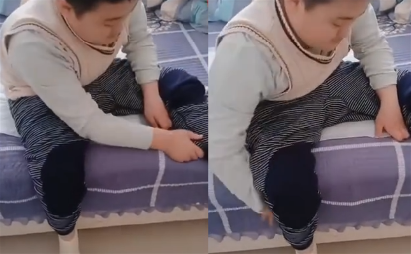 母亲每天到校7次为瘫痪儿子换尿裤,多年来从未放弃,这份爱叫"坚持"!