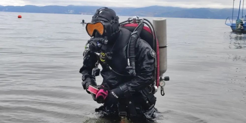 淬火成钢云南省森林消防总队潜水培训队练就水下救援过硬本领