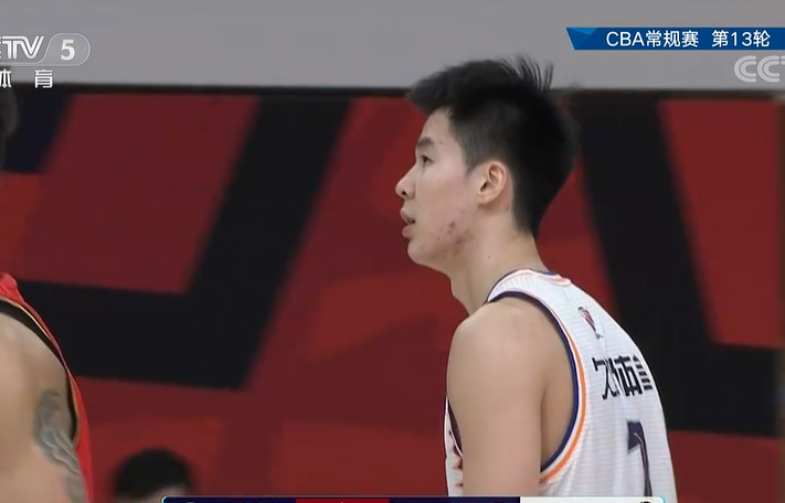 cba CBA排行乱了！黑马末节神奇逆转升第3，李春江球队意外崩盘，跌第5