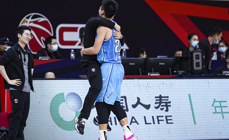 宁波富邦 CBA排名：沈梓捷25＋20深圳逆转上海跻身前三！宁波队史首胜仍垫底