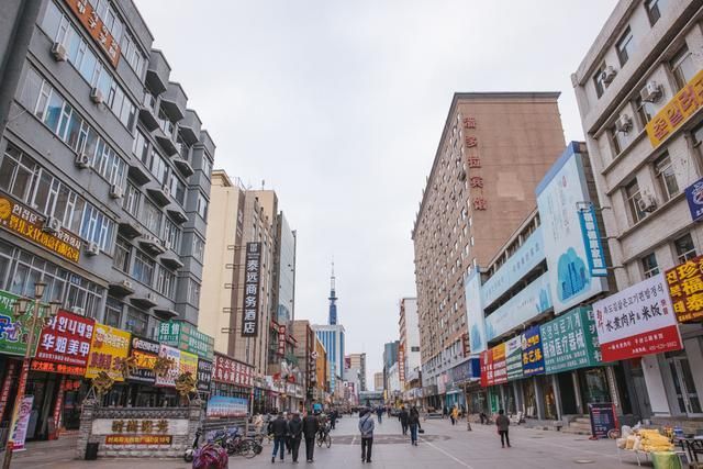 这个地方因为太像韩国引来国人青睐,延吉街头随拍带你看