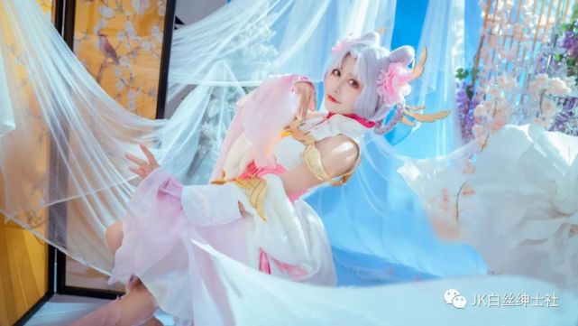 cos:王者榮耀嫦娥拒霜思cos正片@糖糖