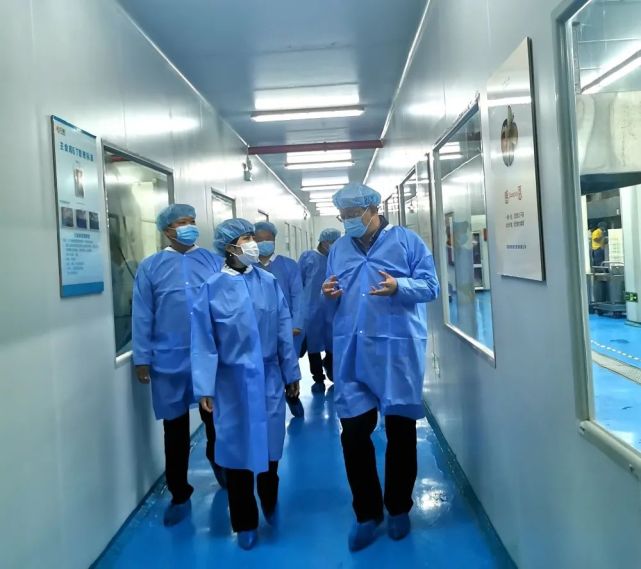 商丘市委网信办主任毕江远深入包联企业开展“万人助万企”活动