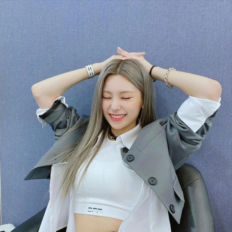 头像黄礼志itzy头像高清ins