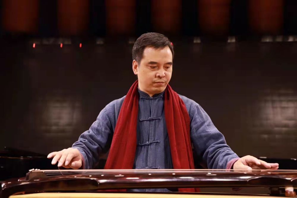 虞山吴派古琴传人杨传中效法先师甘当古琴文化传承的铺路石