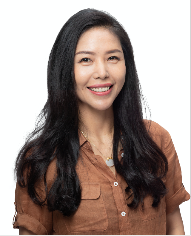 周芳75我的鲨鱼朋友自然纪录片导演,水下摄影师.