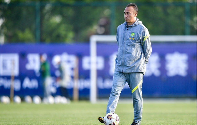 直言迟早要回欧洲,球迷:陶伟要上位|北京国安|陶伟|主帅|比利奇|中超