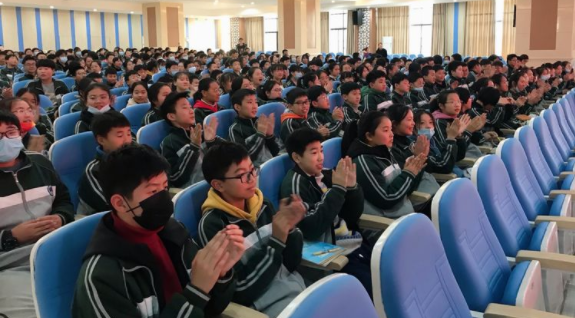 未成年人思想道德建设在行动凤阳县实验中学传承民族文化打造书香校园