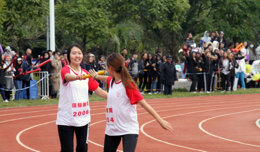 盘点运动会穿什么衣服图片?运动会穿什么衣服图片