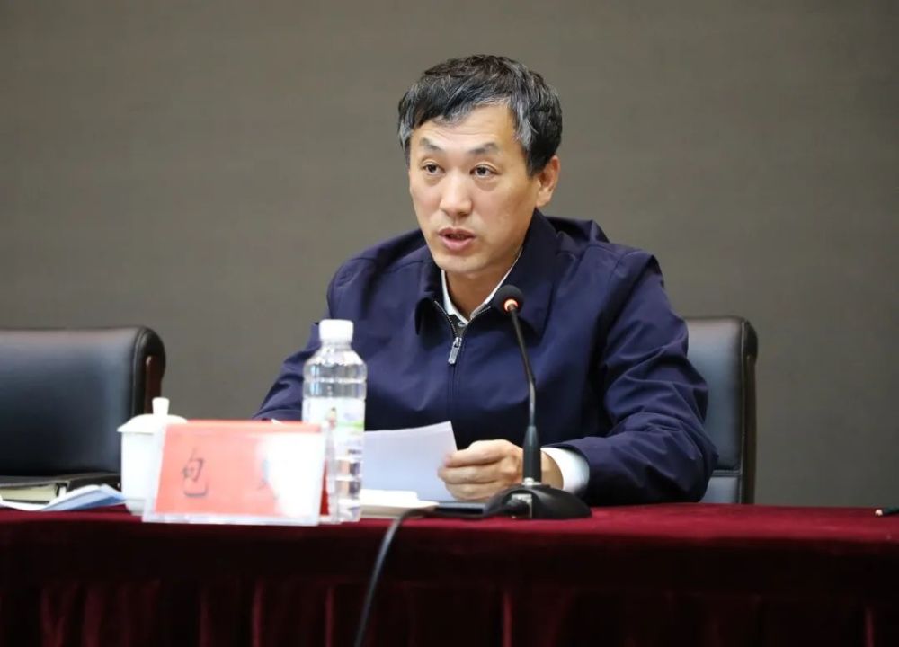 铸牢中华民族共同体意识我市召开市委民族工作会议