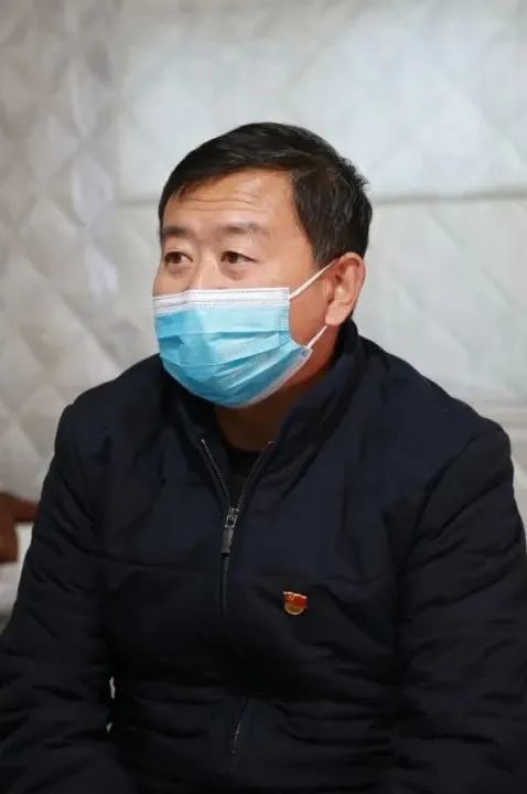 "疫"线最美身影|严伟春:像胡杨一样坚守 如磐石一样坚定