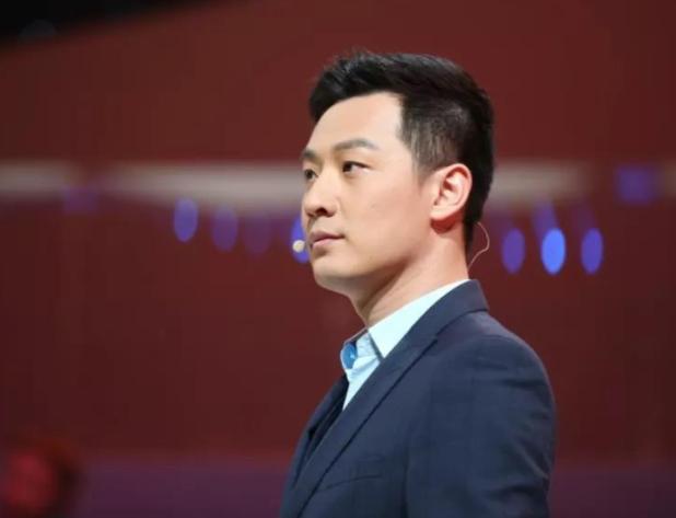 《等着我》节目中,舒冬突然痛哭起来,原因令人心疼!_腾讯新闻