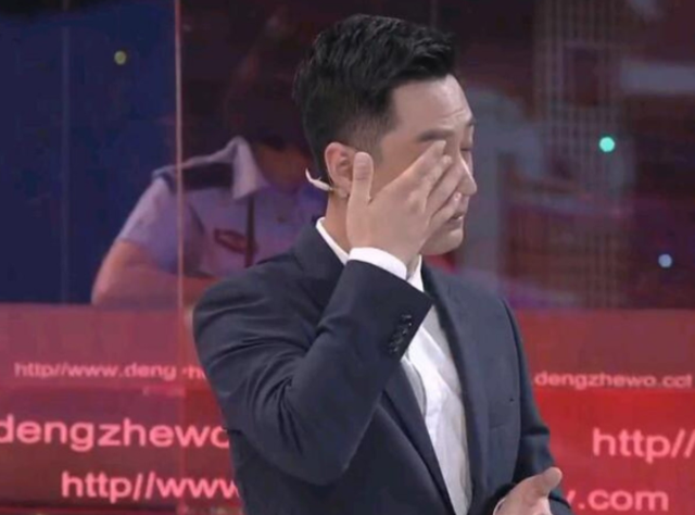 《等着我》节目中,舒冬突然痛哭起来,原因令人心疼!_腾讯新闻