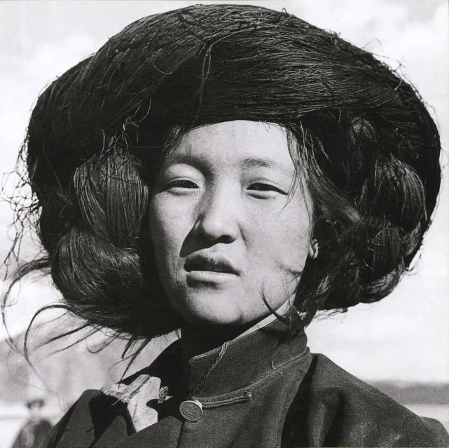 我老家滇川交界的摩梭人聚居区,到1956年9月宁蒗彝族自治县成立,才