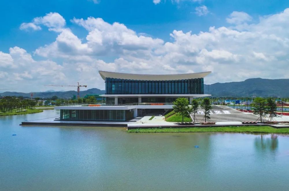 相机喜欢拍拍拍的你河源日报社承办单位:河源市高新技术开发区管理