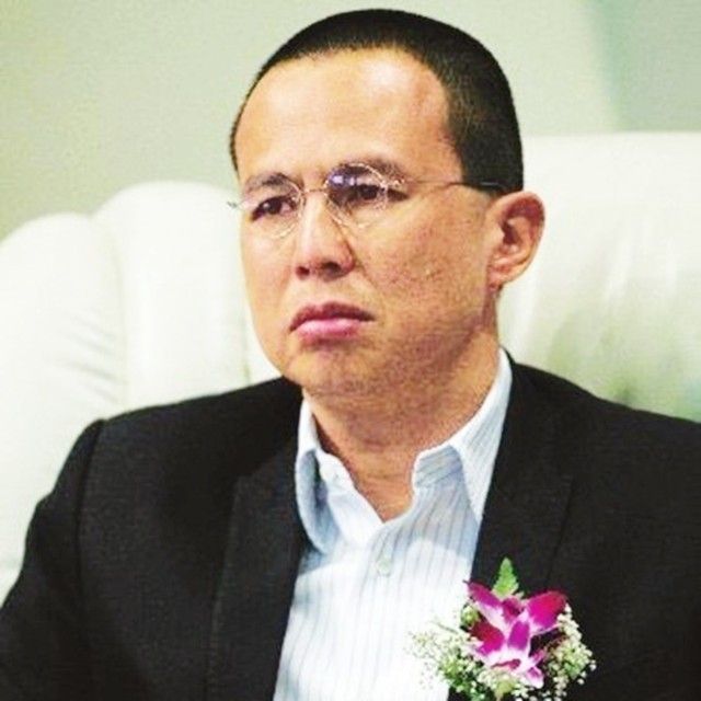 李泽楷贴身保镖洪立明被送价值1000万股票被辞退后全成废纸