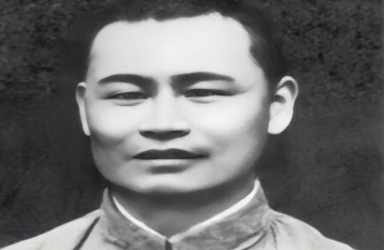 地主和坏人展开了斗争,在数次斗智斗勇中李发将军都取得了不小的胜利