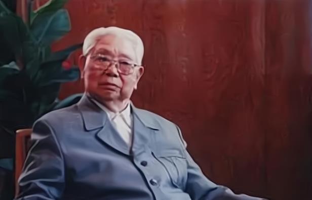 陈锡联升任副总理杨勇老婆交代老陈身份变了别再和他开玩笑