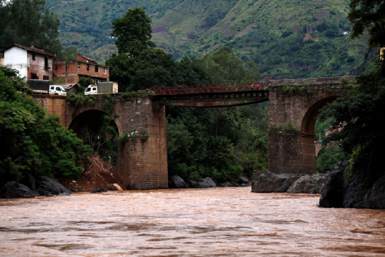 朱提影像(三十)|鲁甸江底:跨江大桥的立体博物馆