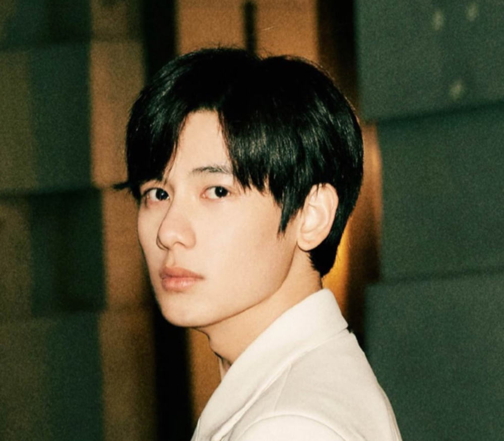 胡先煦近照曝光,面部明显消瘦,少年长大成人"十八变"?_腾讯新闻