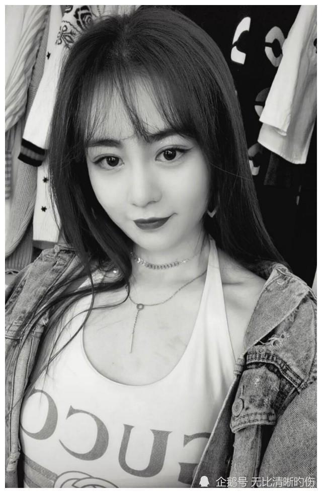 王小蒙晒9年前写真照每一张都超惊艳丈夫入狱后独自抚养子女