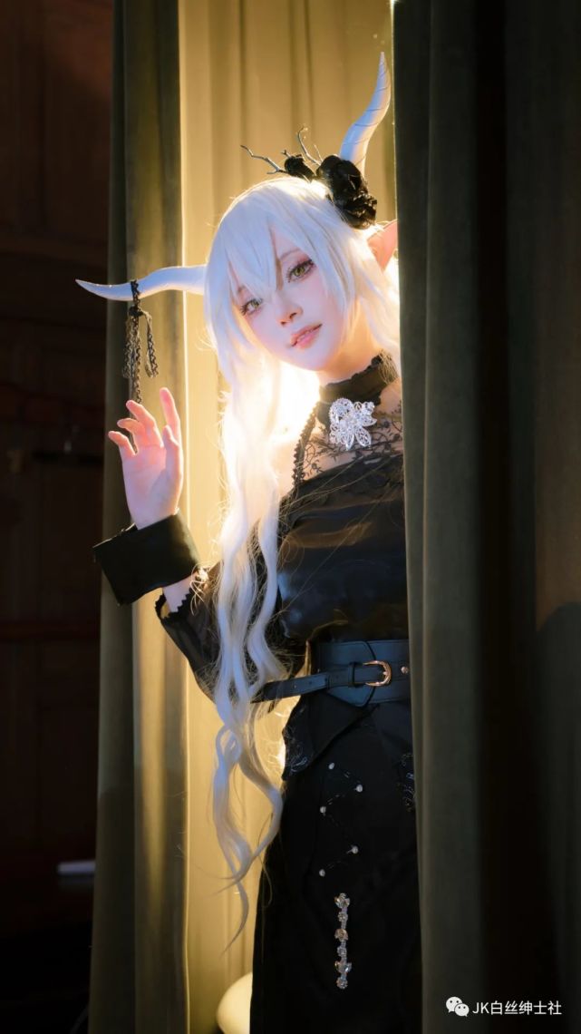 cos:明日方舟音律联觉闪灵 cos正片@黑龙