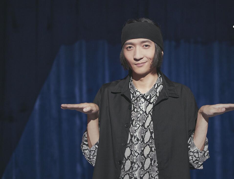 《喜剧大赛》三狗排名第一名不副实,王梓内涵观众不懂幽默太尴尬_腾讯