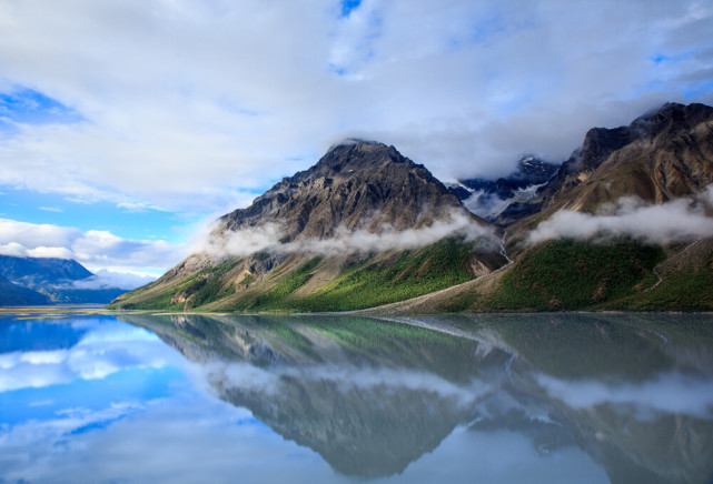 藏东第一大湖,美景不输贝加尔湖,门票免费适合自驾