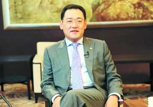 但实际上宋林作为华润集团的董事长,不但只手遮天,甚至贪腐到了极致.