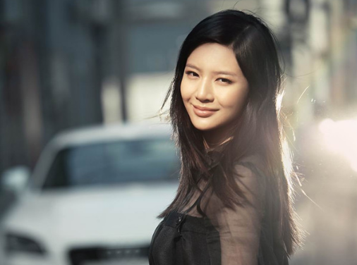 而当时导演急着找人代替孙俪娘娘,就这样阴差阳错下,宋汶霏出演了该剧