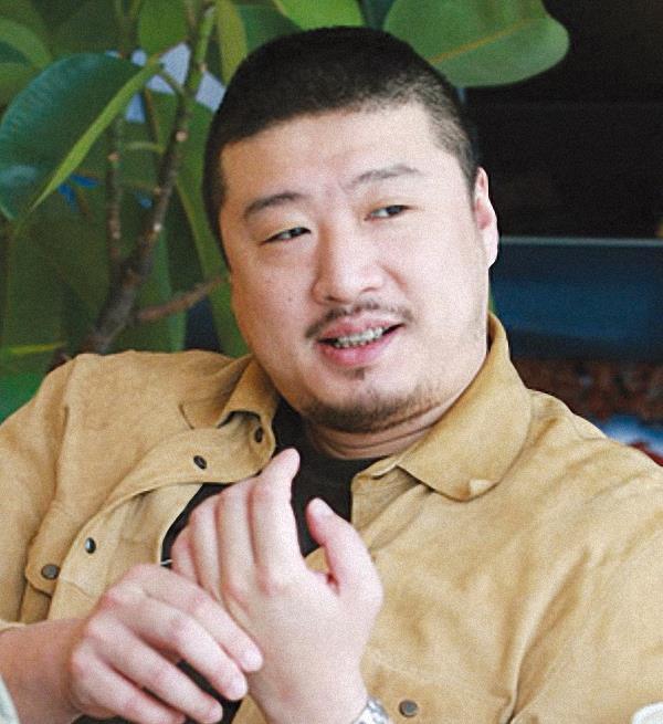 钱雁秋是有名的导演他导演过多部好剧有3部剧很有他的风格