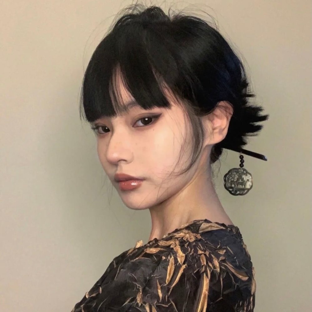 优质高级女头高举爱自己的旗才是我的lifestyle